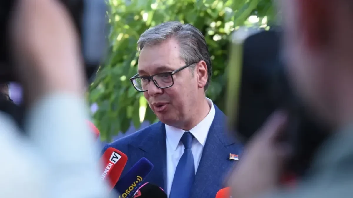 Vučić među svojim narodom! Predsednik obilazi Mačvanski, Kolubarski, Sremski i Jablanički okrug