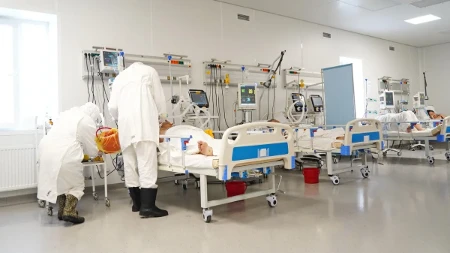 Peti smrtni slučaj: Pacijent preminuo nakon 22 dana na respiratoru, dramatična situacija u Severnoj Makedoniji 