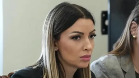 MINISTARKA MESAROVIĆ ŽESTOKO UZVRATILA MARINIKI: Ne može da podnese da Srbija voli Vučića! Narod ne voli prevarante, šljam, moralne nakaze i lopove!