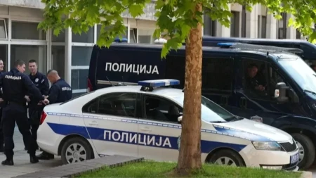 Policija pronašla 40 kilograma droge na tavanu: Filmsko hapšenje u Staroj Pazovi