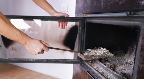 Više ne bacam pepeo iz peći! Stavim malo u ćošak kuće i rešim veliki problem