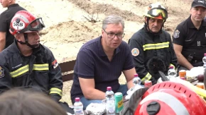 Vučić o požarima: "Vrlo je čudno, nekako je tačkasto raspoređeno"