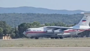 Ruski džin prvi put gasio vatrenu stihiju na Stolovima: Iljušin u četiri naleta izbacio 168 tona vode 