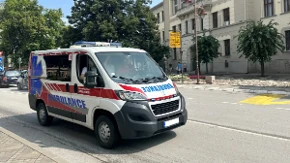 Klinac (18) brutalno pretukao čoveka (53) u Leskovcu: Žrtvi se bore se za život