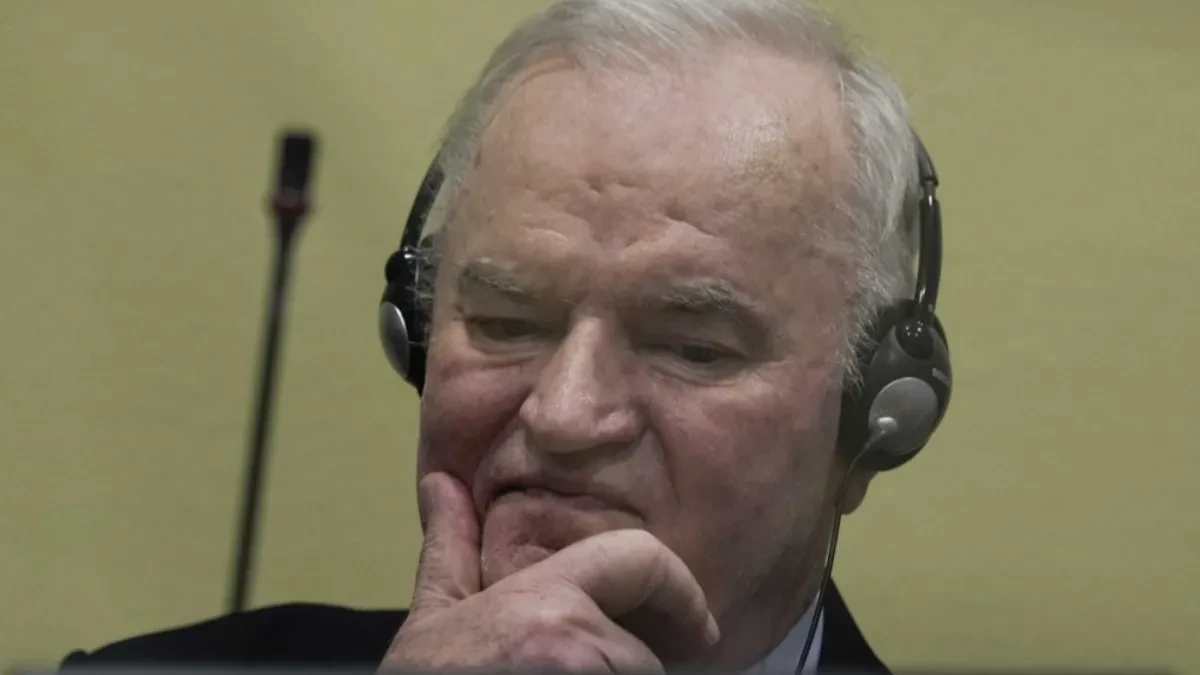 "Rečeno nam je da umire" Ratko Mladić u izuzetno teškom stanju
