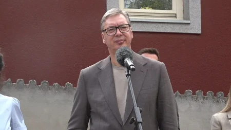 Vučić u domaćinstvu porodice Gogić kod Ćićevca: Predsednik nastavlja posetu Rasinskom okrugu, važno je da nastavimo ekonomski rast