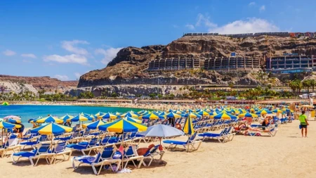 Voda sa česme 2,50 evra - turisti besni zbog trikova na popularnom ostrvu