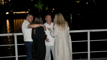 "Mušku prostitutku treba uhapsiti!" Poznata voditeljka žestoko udarila na našeg pevača