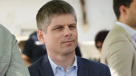 Gujon odgovorio SSP: "Veltvohe je jedan od retkih zapadnih medija koji nije upao u zamku da za sva zla Balkana okrivljuje Srbe"