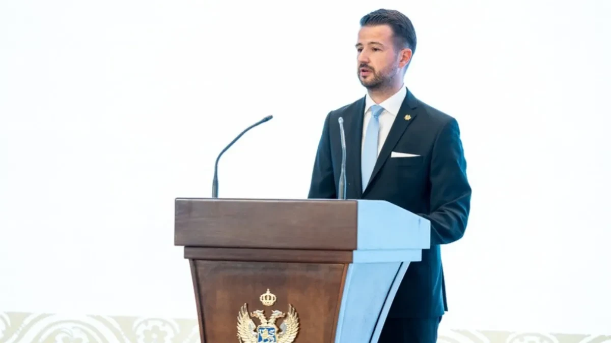 Milatović pljunuo na Mladića! Ponovo optužio Srbe da su genocidni!