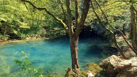Šta se krije ispod Krupanjskog vrela? Priča o prelepom mestu u Srbiji koja ledi krv u žilama