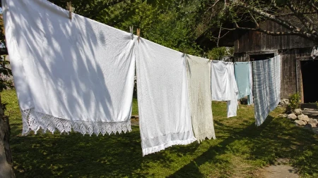 Monahinje ne koriste omekšivač, a veš im miriše na čisto: Evo šta dodaju u poslednju vodu