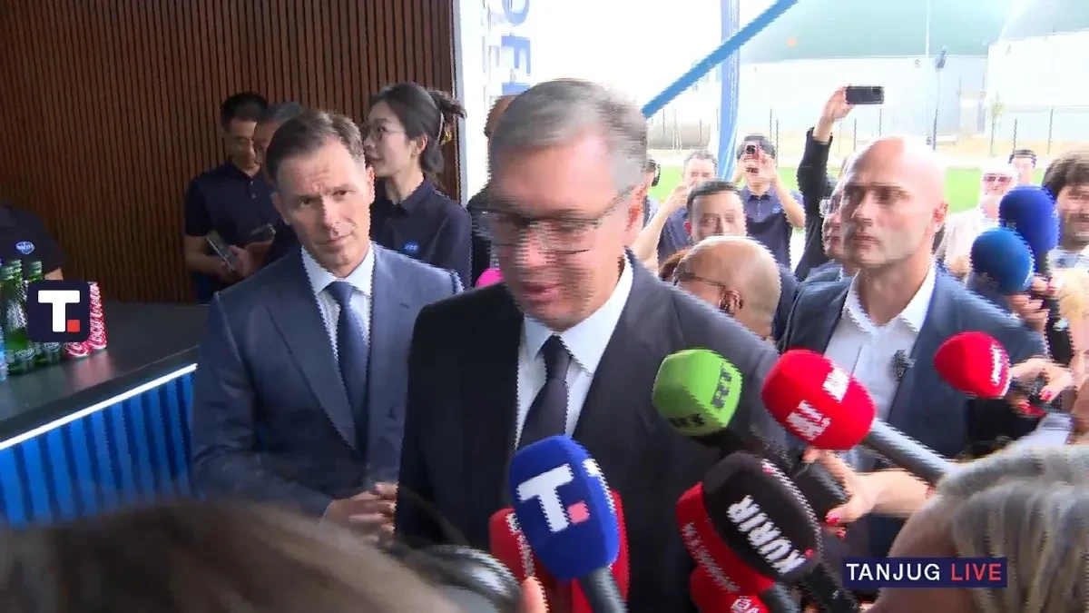 80 robota ide na Expo! Vučić i Mali otkrili detalje: Svi će biti odavde!