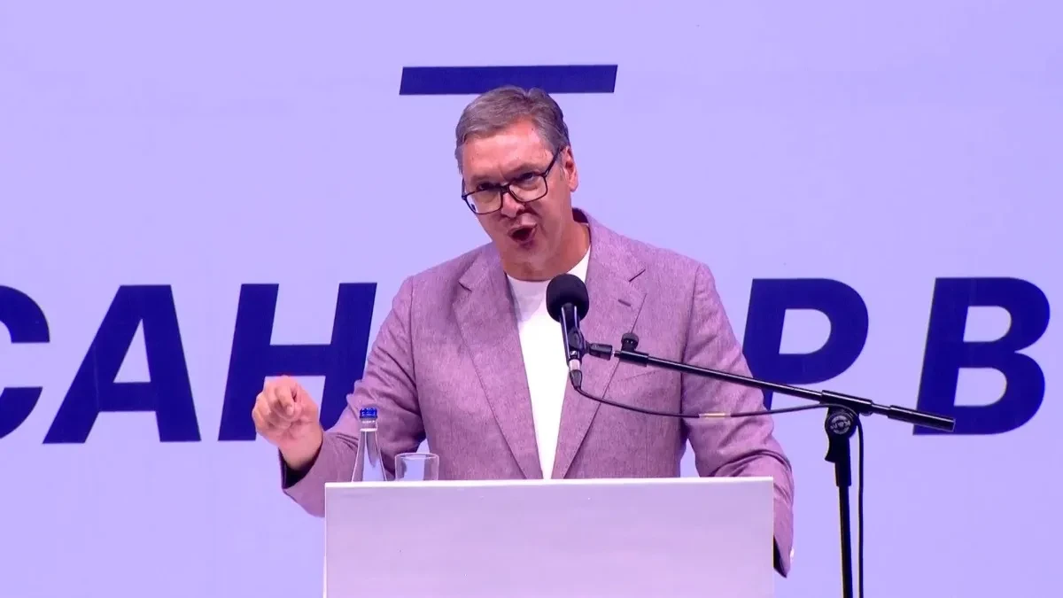 „Slušajte moje reči, građani Srbije!“ Vučić pomenuo Mladića, pa upozorio na ono što očekuje 16. septembra