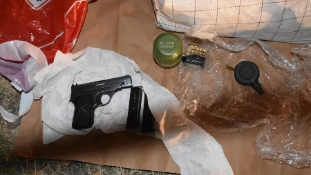 Filmska akcija PU Novi Sad: Pala naoružana auto-mafija, zaplenjeno oružje i bomba