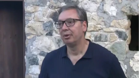 Vučić sa narodom: "Ovde su snažni ljudi ovde nije lako opstati, ovde ili jesi ili nisi"