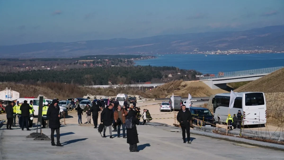 Otvara se nova deonica Dunavskog koridora! Novih 28 km puta, prisustvuje i predsednik Vučić