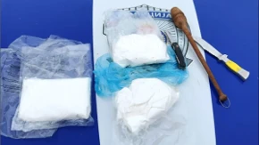 Pao diler sa skoro kilogramom amfetamina: U kući pronađeni droga, vagica i novac