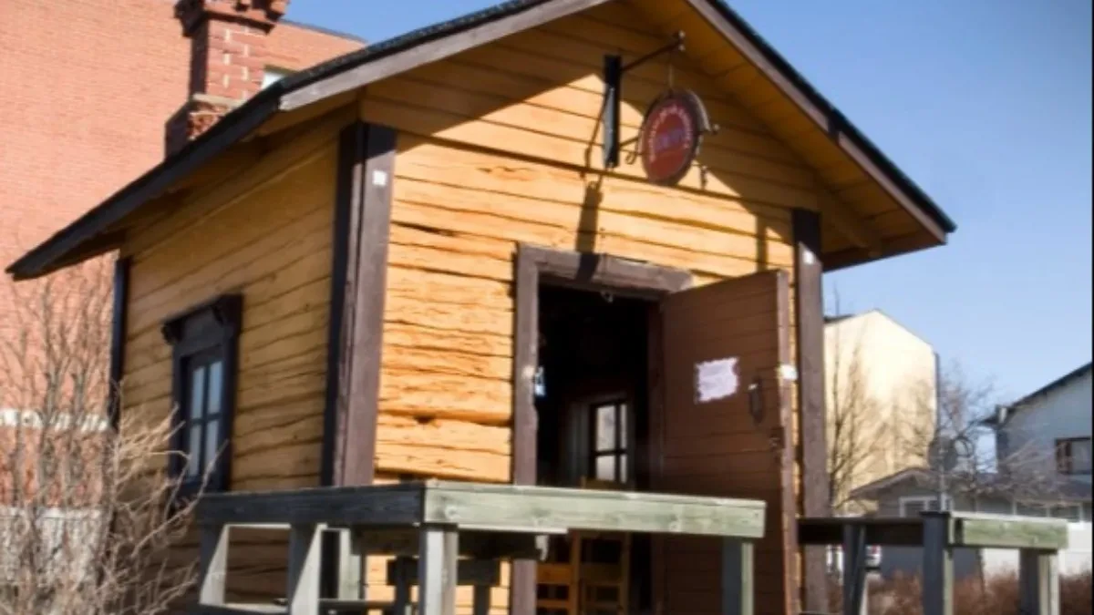 Ovo su najmanji restorani na svetu: Neki imaju samo jedan sto, a jelovnici kriju prava iznenađenja