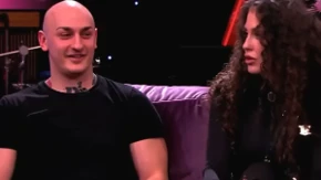 Svi misle da je veliki zavodnik, a on je godinama sa jednom ženom: Desingerica i Nevena imaju ljubavnu priču koja traje više od decenije