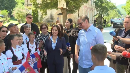 Vučić u Jezeru: Ovde nam je najveći prirodni priraštaj u Srpskoj (VIDEO)