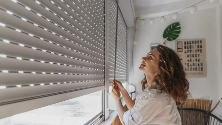 Spavanje u mrklom mraku nije dobro za vas: Nikada ne spuštajte roletne do kraja, evo i zašto