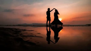 Letnji ljubavni potresi: Ovim znacima avgust donosi sudbinske susrete, velike ljubavi i iznenađenja