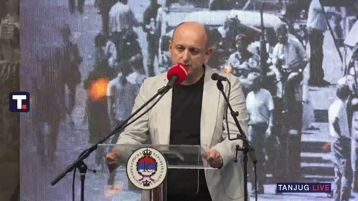 "Odnarođena Crna Gora zabola nož u bratsko srce i bratska leđa, zastavu i barjak nose sutra u Zagreb da stave pored šahovnice"