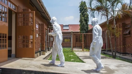 Sve je više mrtvih! Hitno se oglasila SZO: Epidemija se širi brže nego što možemo da odgovorimo