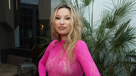 Rada Manojlović ćutala skoro dve decenije: Desilo se kod Peje u kući, bio i popularni pevač