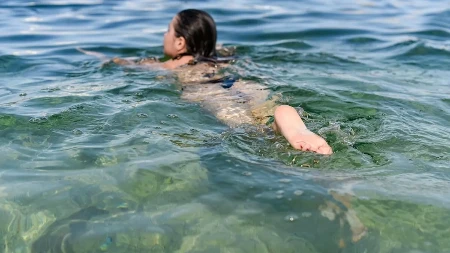 Četiri neverovatna razloga zašto kupanje u moru čini čuda za telo: Iznenadićete se