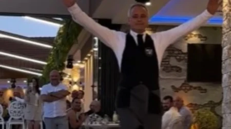 Izveo ga pred ljude, a onda mu pred svima dao ključeve: Radnik zanemeo, prizor iz Čačka rasplakao region!