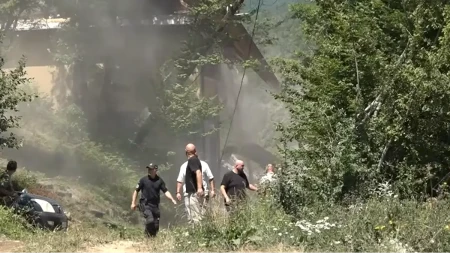Novi pritisak na Srbe u Zubinom Potoku: Dobili ultimatume od 7 dana, policija asistira bez papira!