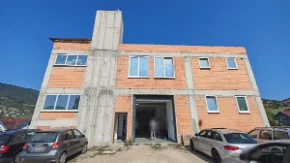 Otkrivena fabrika falsifikata u Novom Pazaru: Zaplenjena roba vredna više od 13,6 miliona dinara (FOTO)