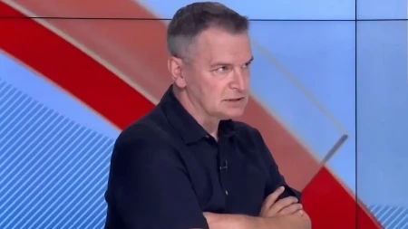 Ćuta oduvao lažne studente uživo na N1! "Ne pada mi na pamet da se sklanjam pred ljudima koji nemaju hrabrosti da kažu svoje ime i prezime!"