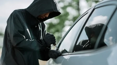 Primetili ste plastičnu flašu u točku automobila? Dobro se pazite onog što može da usledi