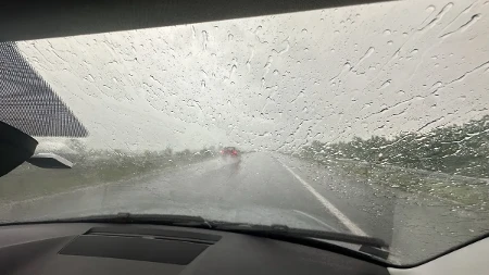 Nevreme pogodilo auto-put kod Jerine: Klizav kolovoz i pljuskovi prete širom zemlje!