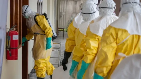 Ebola se nezaustavljivo širi: Više od 4.000 zaraženih, broj mrtvih zastrašujući