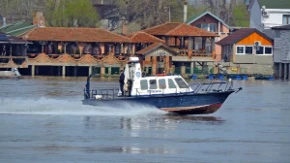 Potraga na Dunavu: Poznato ko je muškarac koji je nestao u reci kod Bele stene
