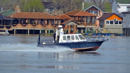 Potraga na Dunavu: Poznato ko je muškarac koji je nestao u reci kod Bele stene