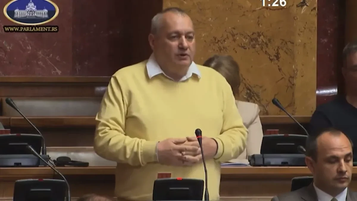 Blokader Srđan Milivojević poručuje: Tako je, kad mi pobedimo u Beogradu će pevati i Tompson i Severina!
