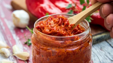 Ajvar bez paprike?! Recept iz 1915. napravio pometnju, ljudi iznenađeni zbog tajnog sastojka