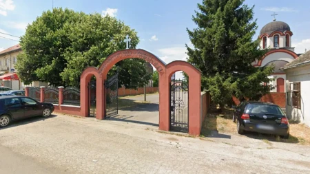 Ovde je dečak (10) upucao u muškarca (25) u Draževcu: Otac mu dao pištolj u dvorištu crkve?