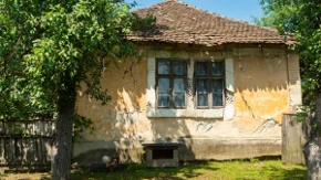 Trudnu Srpkinju svekar sačekao na vratima i postavio joj pitanje koje je ostavilo u šoku