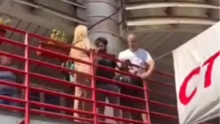"Studenti pobeđuju" mora da stoji, čak i ako stanari neće? Vređali i psovali ženu koja je pokušala da skine baner