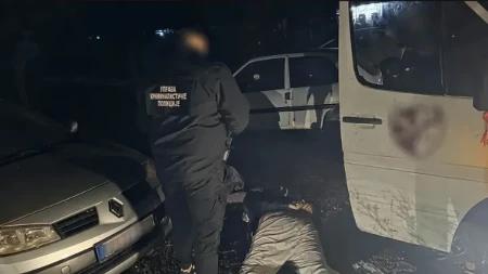 Žena im pomrsila konce: Oteli mladiću džip i tražili 30.000 evra, a onda ih policija čekala sa obeleženim novcem!