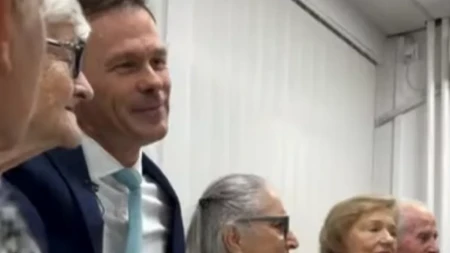 Legla pomoć, Siniša Mali zapevao: Okačio snimak u izdanju u kakvom ga još nismo videli