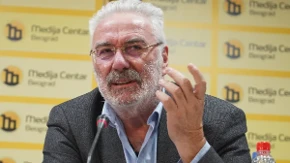 "Upomoć, nema nam Nestorovića!" Profesor raskinuo sa svojom strankom? Organizovali hitnu konferenciju - Ne javlja se već 7 dana... (VIDEO)