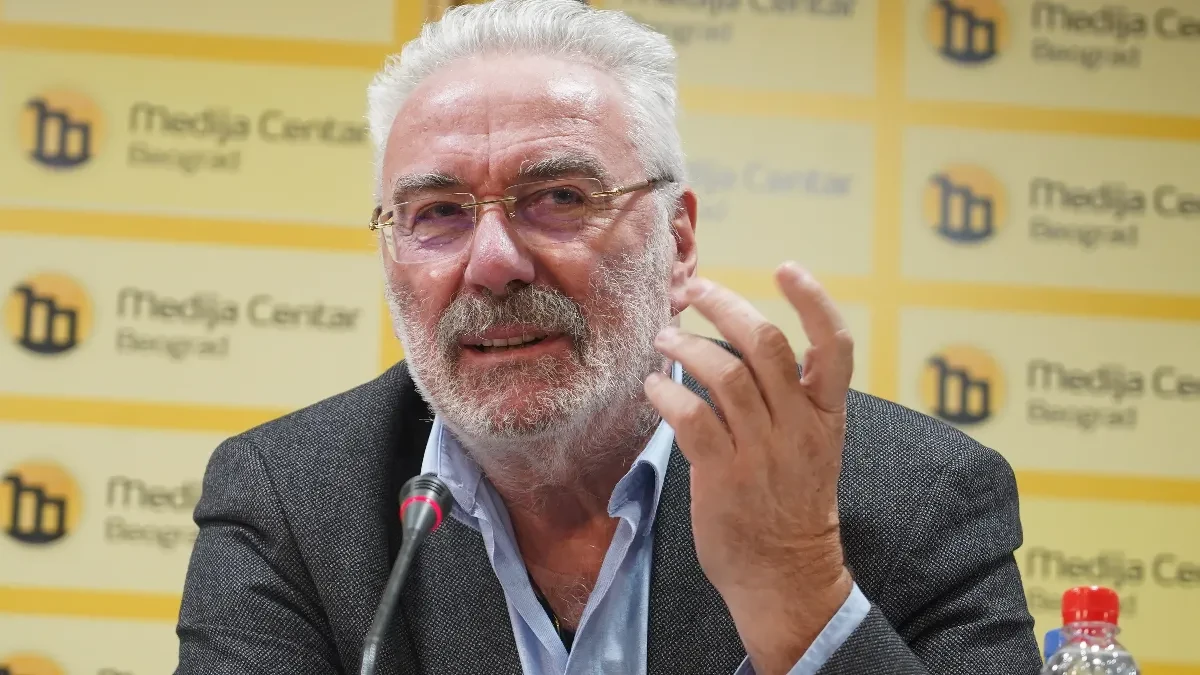"Upomoć, nema nam Nestorovića!" Profesor raskinuo sa svojom strankom? Organizovali hitnu konferenciju - Ne javlja se već 7 dana... (VIDEO)