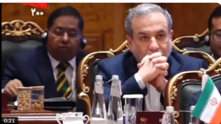 Putin govorio, a kamera uhvatila šta radi indijski zvaničnik! Još jedan snimak pokrenuo lavinu podsmeha (VIDEO)